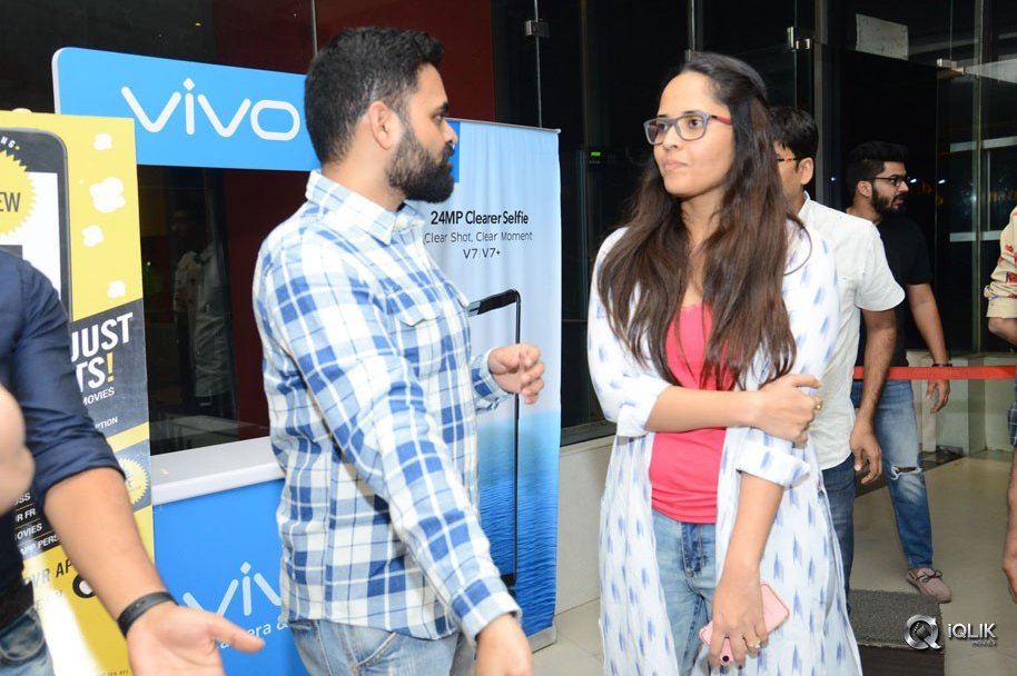 Celebs-At-PSV-Garuda-Vega-Special-Show